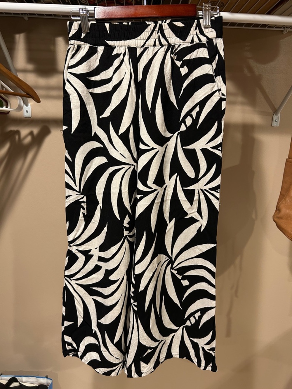 Supply Black & White Tropical Print Wide Leg Pants